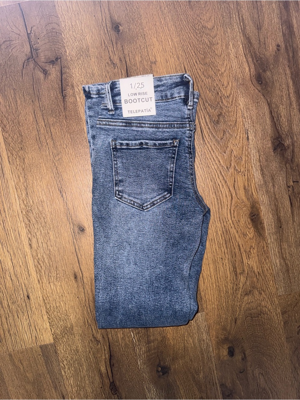 Telepatia Women’s Low Rise Bootcut Jeans Slim Fit Medium Wash Cotton Denim